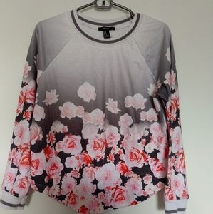 Roses forever 21 crew neck sweatshirt